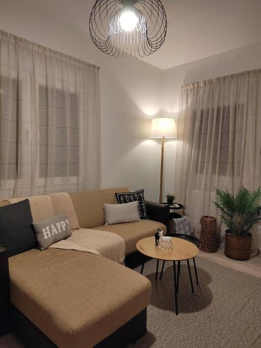 Apartamento Cosy House With Garden Volos Exterior foto