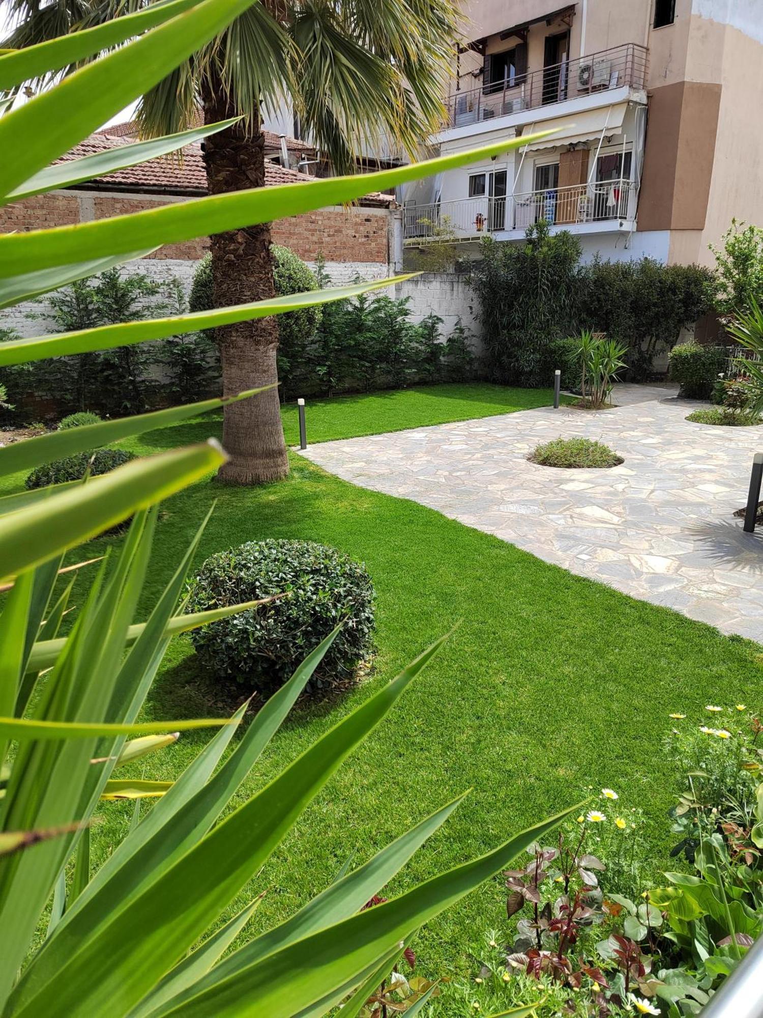 Apartamento Cosy House With Garden Volos Exterior foto